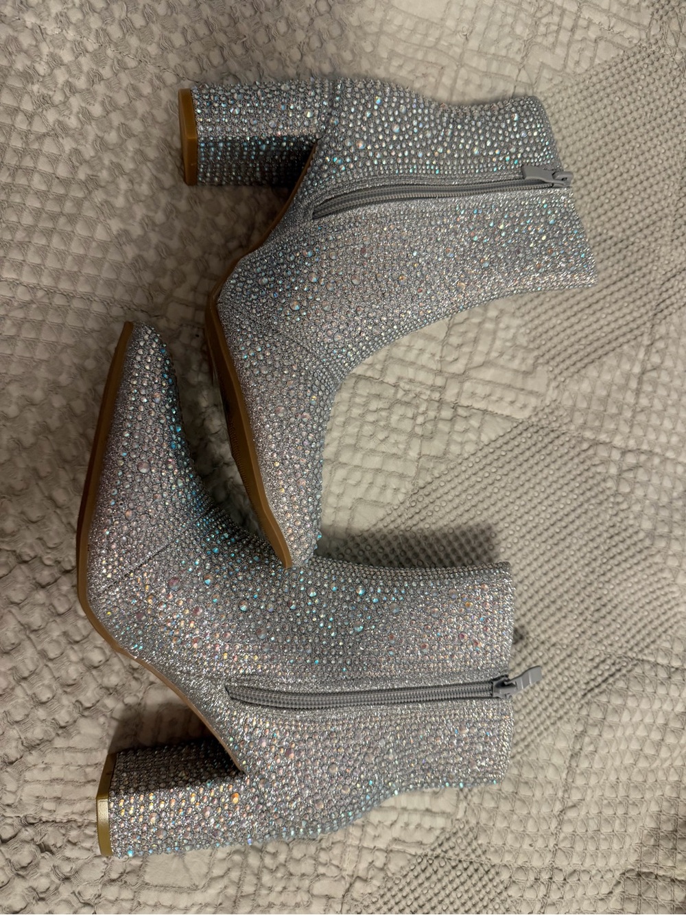 Forever size 7 Silver Crystal Embellished Ankle Booties